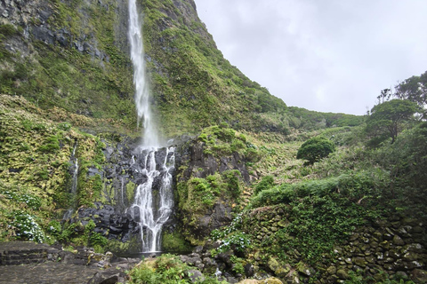 Flores Island Full-Day Tour