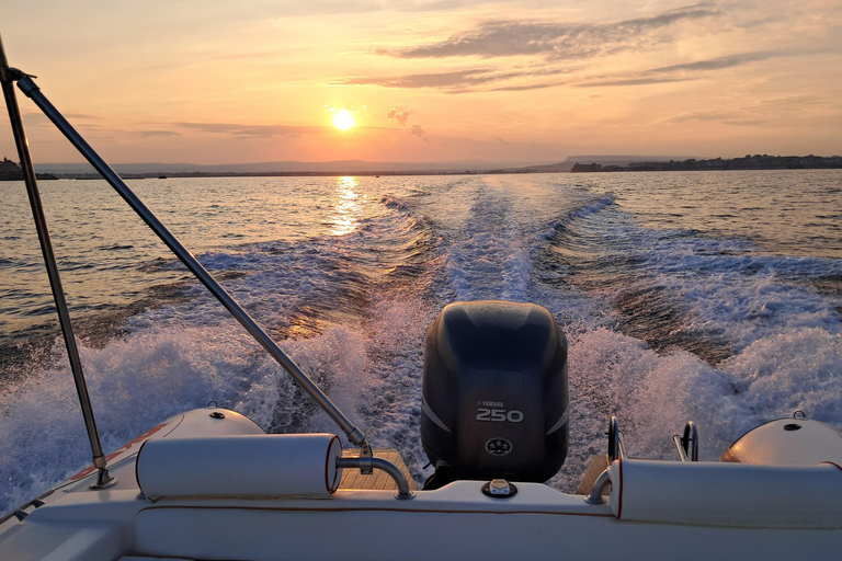 Fontane Bianche – Ognina: Exclusive RIB-Boat Tour Fontane Bianche - Ognina: Exclusive tour by rubber dinghy