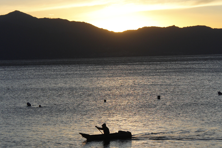 Antigua Guatemala: One-Way Shared Van Transfer to Panajachel Antigua Guatemala: One-Way Shared Van Transfer to Panajachel