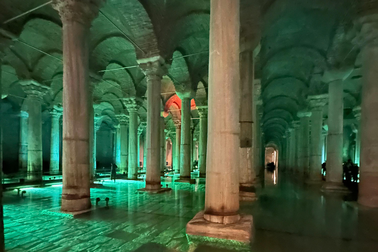 Istanbul: Basilica Cistern hoppa över kön guidad tur