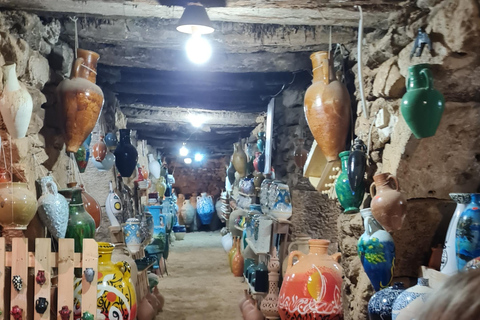 Süd-Djerba mit dem Roller: Olivenbäume, Töpferwaren und SonnenuntergangSüden von Djerba mit dem Roller: Olivenbäume, Töpferwaren und Sonnenuntergang