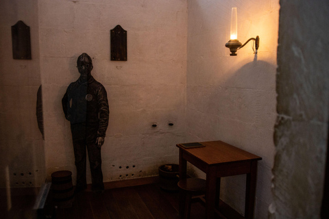 Hobart: 2 Day Bruny Island Escape & Port Arthur with Devils