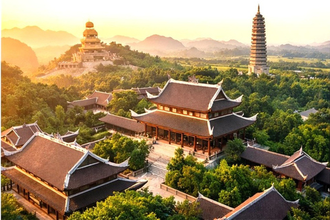 From Hanoi: 3-Day Ninh Binh & Pu Luong Nature Adventure Option 2: Deluxe Hotel & Deluxe Resort with Mountain View
