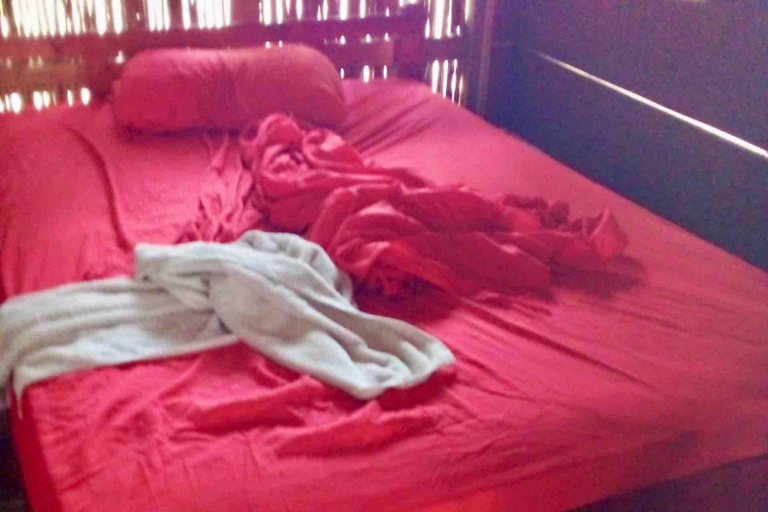 San Blas Islands Overnight: Private Cabin w/ Private Bath