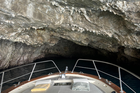 Boat tour of Capri from Nerano/Positano/Praiano(Copy of) Boat tour of Capri from Amalfi Coast