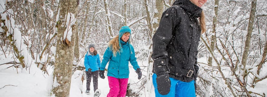 Mont-Tremblant : location de raquettes avec cartes des sentiers