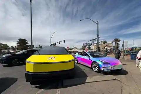 Sinal de Hollywood Tesla X, Spyder ou Cybertruck Tour 2h-2 paragens