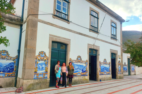 Douro Valley: Private Wine Tour with Lunch