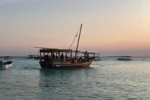 Zanzíbar: Experiencia de Crucero en Dhow al Atardecer