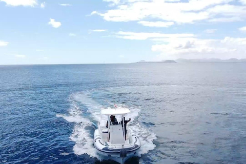 Lanzarote: Passeio de barco particular 2:30hExcursão particular de 2:30 horas