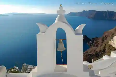 Discover The Hidden Gems Of Santorini