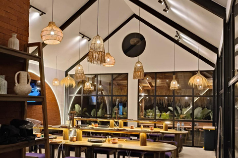 Uluwatu: corso di creazione di gioielli in argento con foto ricordoCorso di creazione di gioielli 8 grammi d'argento con foto ricordo