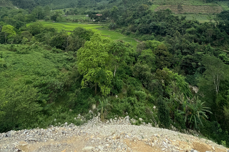 Ha Giang Loop Mama&#039;s 3D2NHanoi: tour ad anello di Ha Giang di 3 giorni con pasti e alloggio