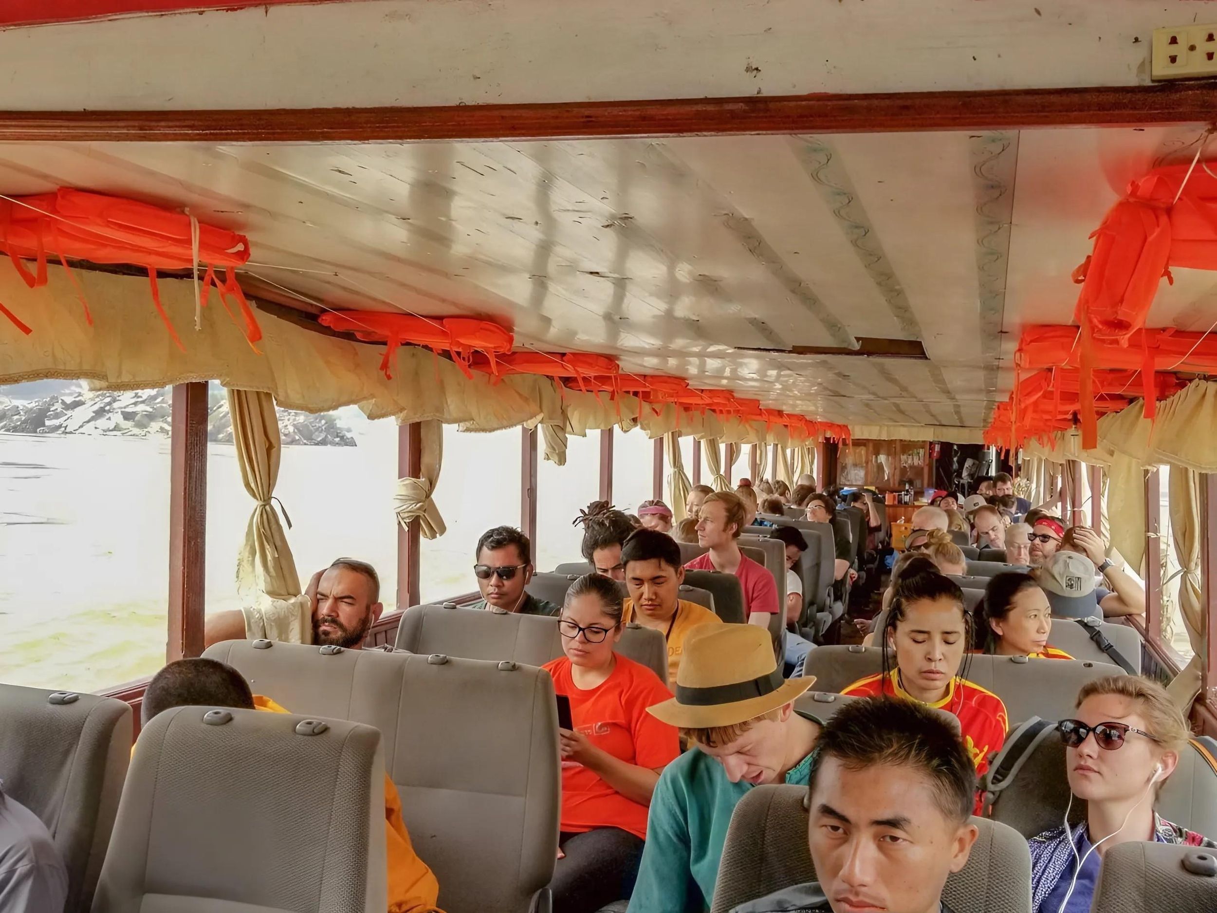 Chiang Rai: Luang Prabang 2-Tages-Slow-Boat-Transfer