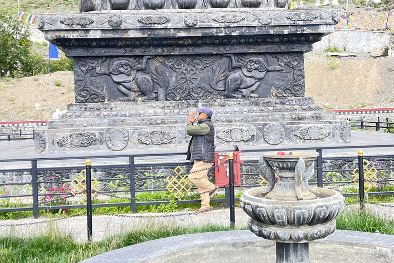 Pokhara: 2-Day Muktinath Temple Tour with Flights or jeep