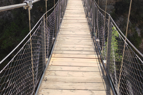 From Valencia: Excursion to Chulilla + hike and kayak tour on the lake From Valencia: Excursion to Chulilla + hike and kayaking tour on the lake