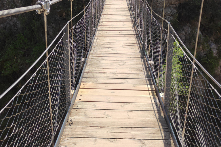 From Valencia: Excursion to Chulilla + hike and kayak tour on the lake From Valencia: Excursion to Chulilla + hike and kayaking tour on the lake