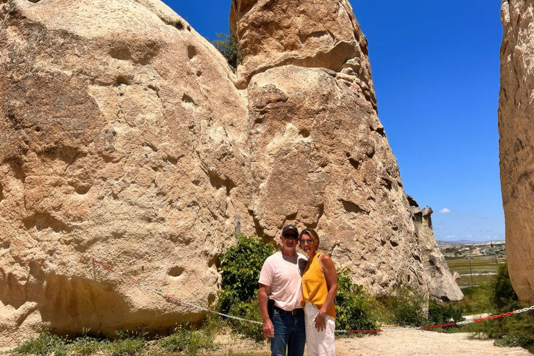 Cappadocia: Full-Day North & South Combine Tour with Lunch Private Tour in Portuguese