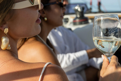 Miami: Intimate Unique Wine Tasting Sailing Experience Intimate, Unique Wine Tasting Sail Experience