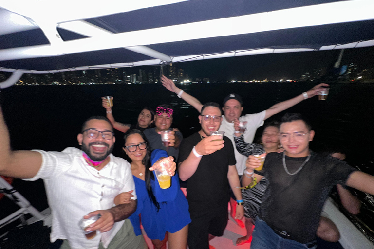Cartagena´s Pride On Deck - LGTBIQ+ Party Boat!