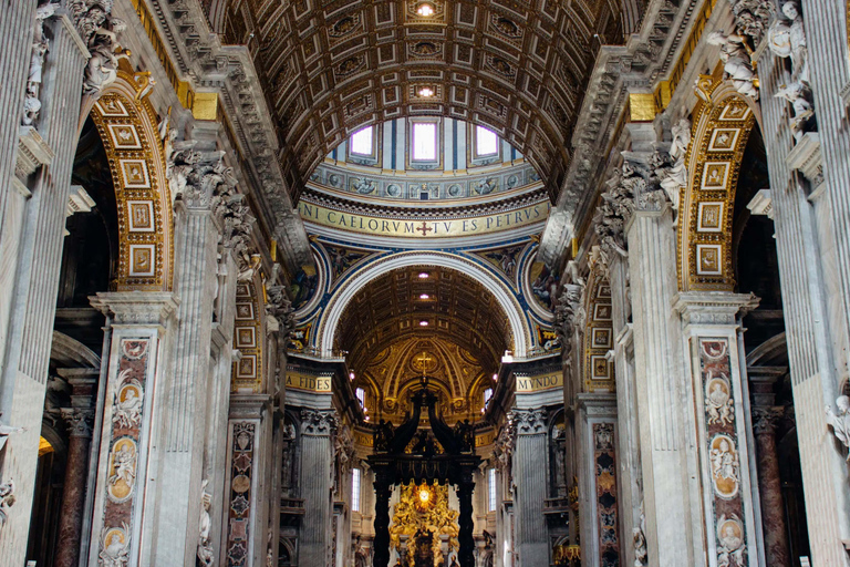 Rome: St.Peter’s Basilica skip the line tickets (AUDIOGUIDE) English guide with Dome Access