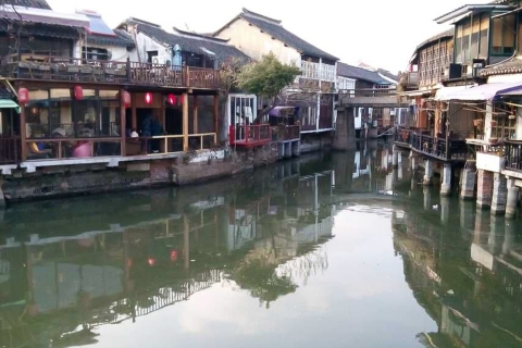 Zhujiajiao Water Village: privétour vanuit ShanghaiZhujiajiao Water Village Halve dag tour vanuit Shanghai