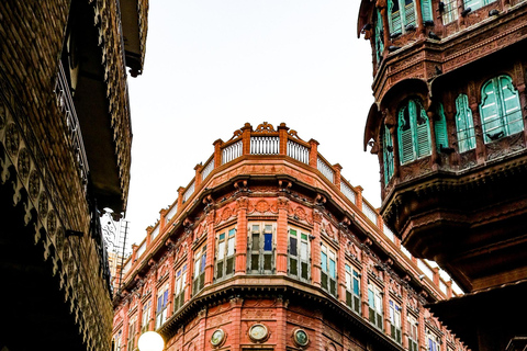 8-Daagse Rajasthan Tour: Jaipur, Jodhpur, Jaisalmer &amp; BikanerPrivé Tour met A/C vervoer en chauffeur.