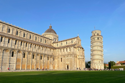 La Spezia en Pisa: Trein &quot;Golfo dei Poeti&quot; en bustour