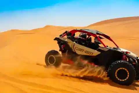 Doha: Quad-Bike, Dune Bashing, Kamelritt und Tour zum Binnenmeer