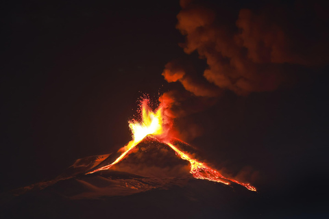 Mount Etna: 3,000-Meter (9,843-Foot) Trekking Experience, Pick-Up from Catania, and Drone Video from the Summit Base Mt. Etna 3000 Hike with Hotel Pick-up and Drone Video