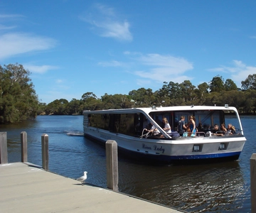 Perth: Full Day Swan Valley Cruise & Wine Tasting With Lunch
