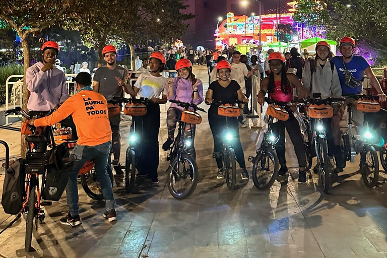 Medellín: E-Bike Christmas Lights Tour with Snack & Donation