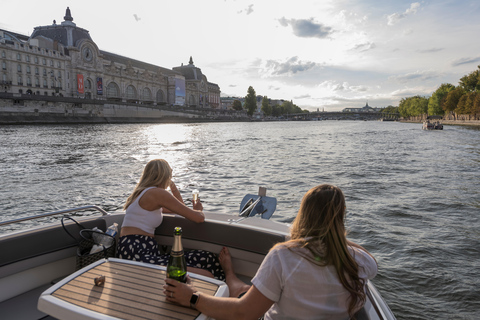 Paris: Private Seine River Cruise Paris: Private Seine River Cruise with Guide
