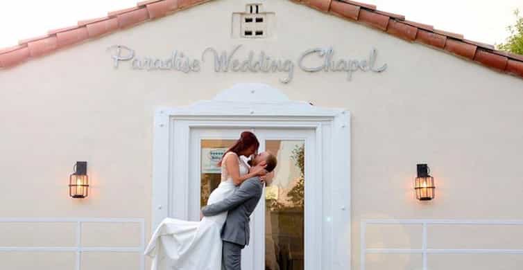 Las Vegas: Paradise Wedding Chapel Quickie Sign & Go Wedding