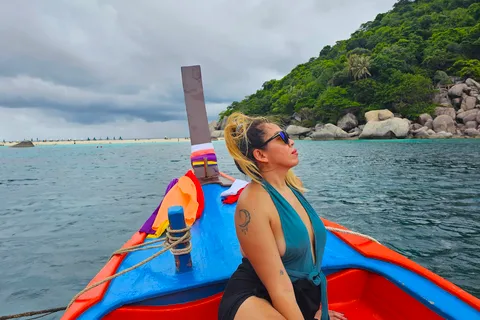 Koh Tao: Private Longtail Snorkel Tour with Nang Yuan Visit