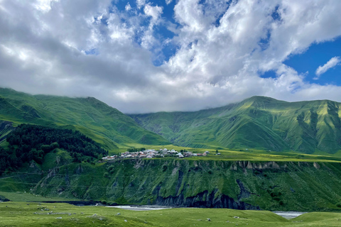 Região de Kazbegi: Caminhadas de um dia