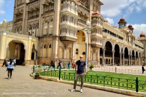 Bangalore: Mysore Tour z lunchem i przewodnikiemBangalore: Mysore Tour with Lunch & Guide - City Pickup