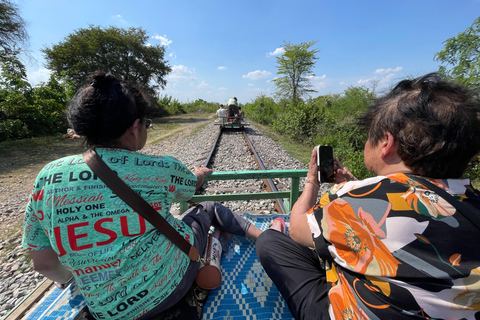 Battambang: Trem de bambu e caverna de morcegos saindo de Siem Reap