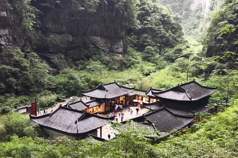 Chongqing 2-Day Private Tour: City Highlights &Wulong Karst