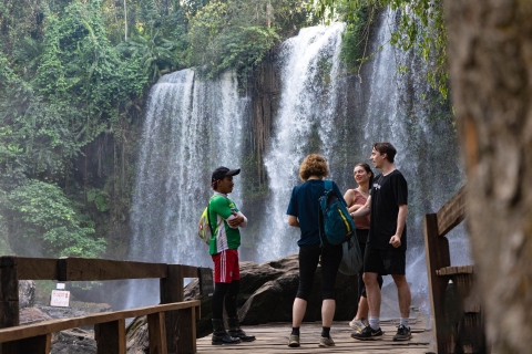 Private Tour: Phnom Kulen Wasserfall, Banteay Srie mit Mittagessen