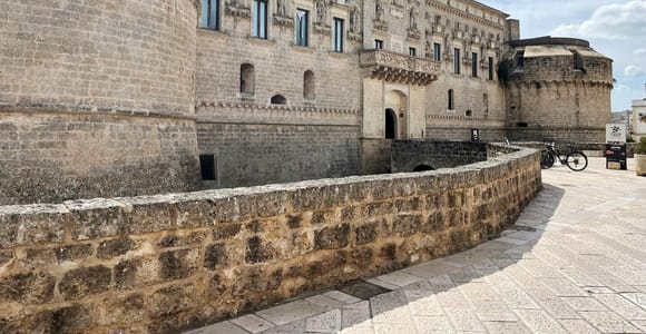 From Lecce: Nardò, Galatina, Corigliano d&#39;Otranto VanTour