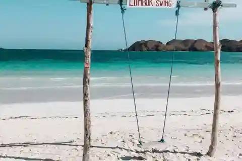 Lombok Day Trip: Tradisional village, Beach, Merese hill