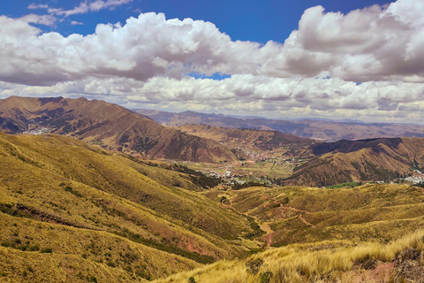 From Cusco: Sunset Llama Trek with Stargazing & Bonfire