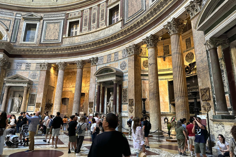 Rome: Pantheon Small Group Tour with Skip-The-Line Entry Private Pantheon Guided Tour in French