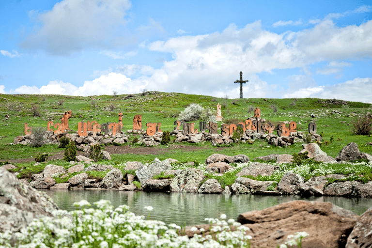 Yerevan: Amberd Fortress, Armenian Alphabet Alley, Lake Kari