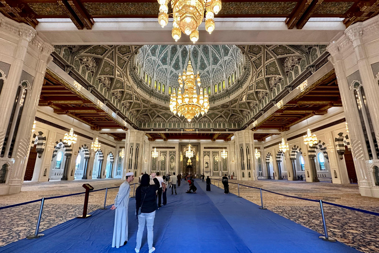 Full day city tour in Muscat