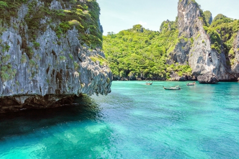 Phuket: Maya, Phi Phi, and Bamboo Island with Buffet Lunch Day Trip with Shared Transfer excluding National Park Fee