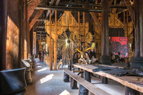 Chiang Rai: 2 Temples (White and Blue) + Black House Museum Meeting Point: Wat Phra Singh (Hotels Outside Pickup Area)