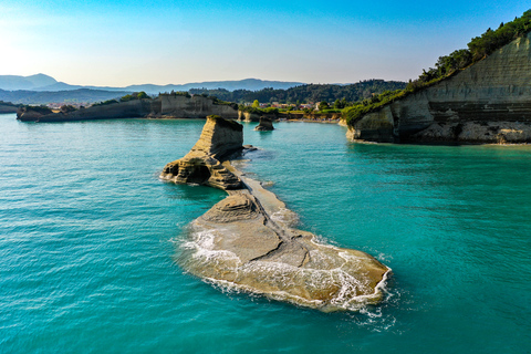 Corfu: Parasailing Experience for 2 in Sidari