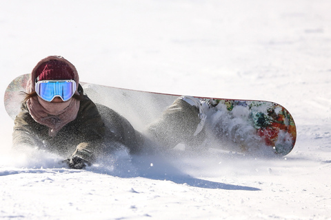 Bariloche: Skiing or Snowboarding Lesson on Cerro Bayo + Transfer and Equipment So, here's what's included: shuttle, guide, gear, plus a 2-hour shared ski lesson.